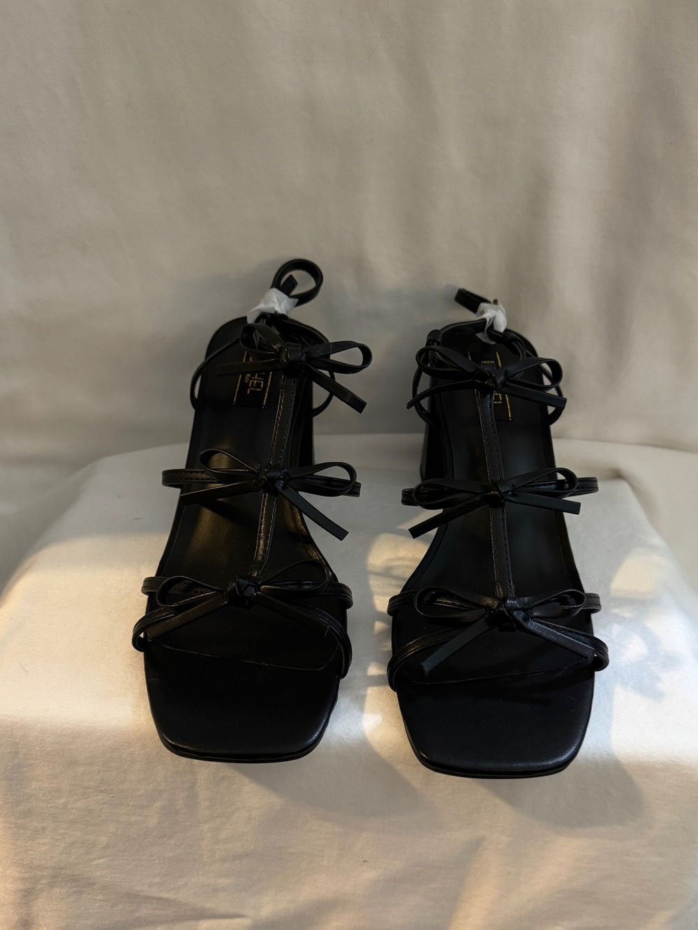 NWT Rachel Roy Cologne Block Heels